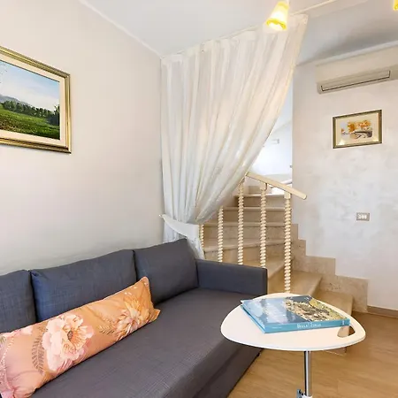 Villagardamia Villa Sirmione